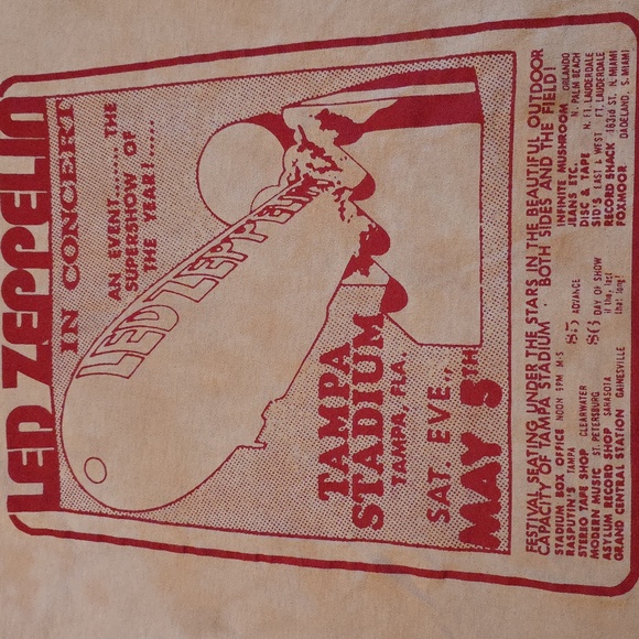 Led Zeppelin Concert T-Shirt - Picture 3 of 5
